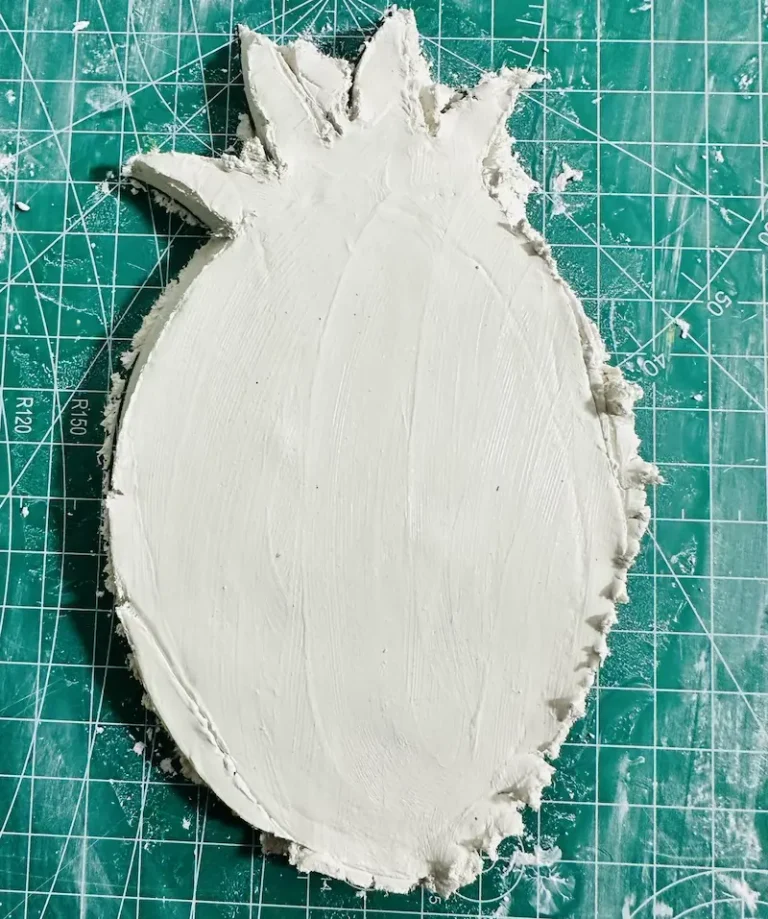 edges were torn of my pinapple trinket tray
