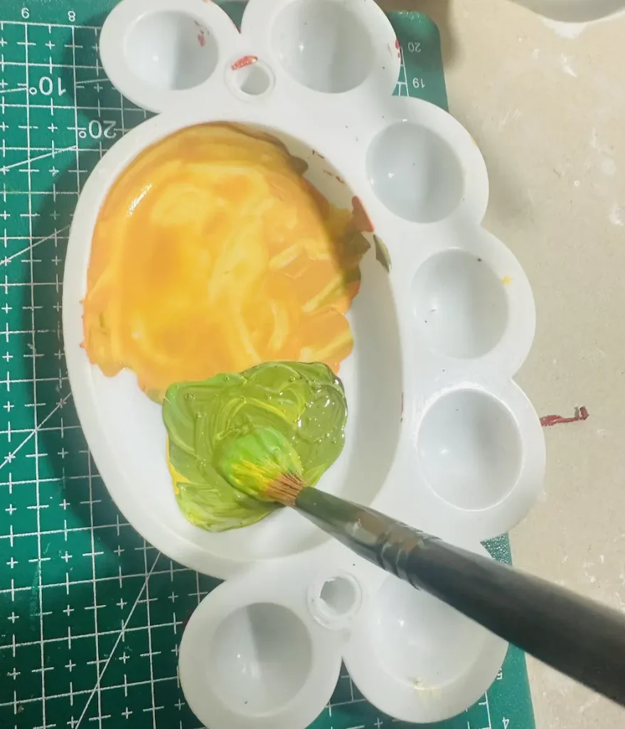 mixing paint for pineapple leaves