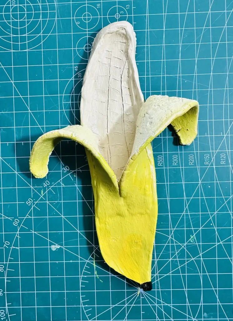painted banana trinket tray