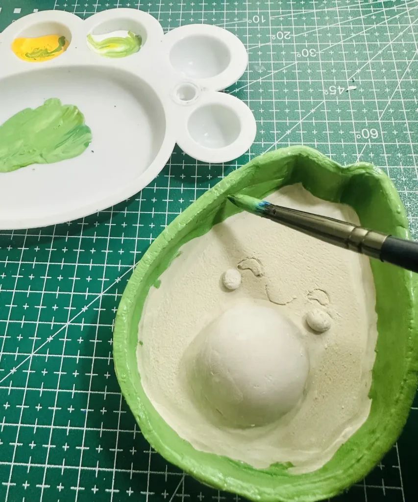 painting the tray rim