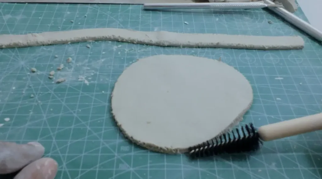 scoring the edges
