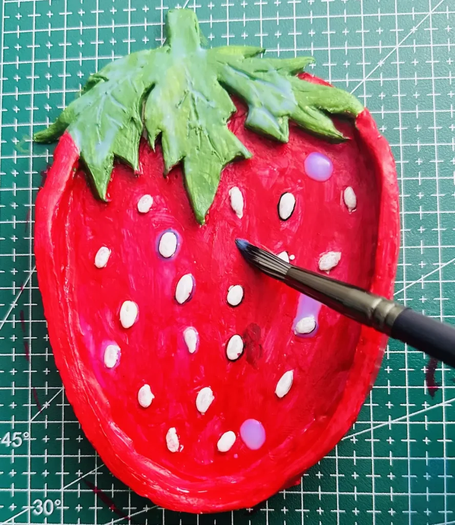 sealing the strawberry trinket tray