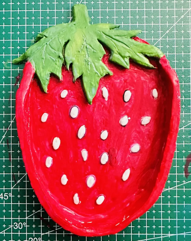 strawberry trinket tray after sealing