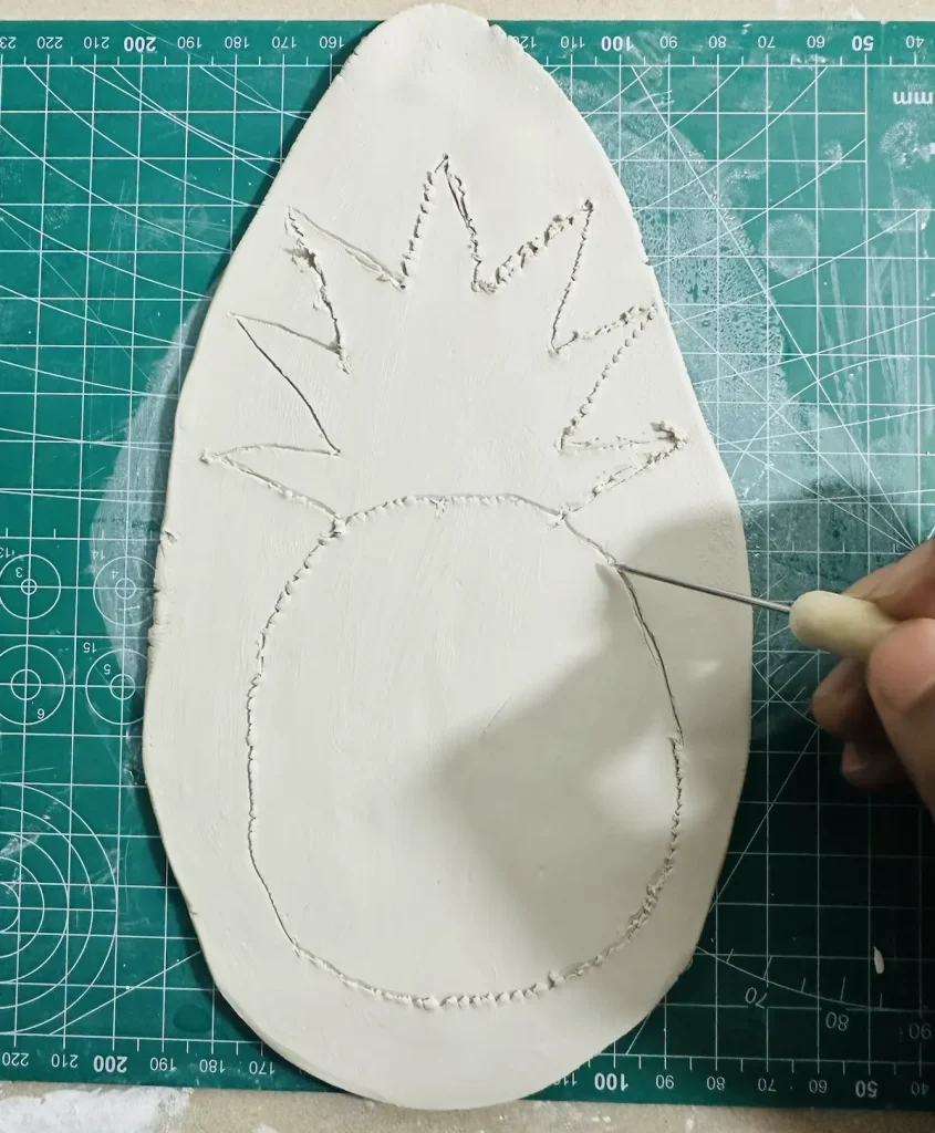 tracing the pineapple shape