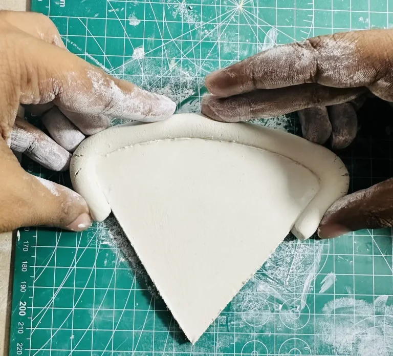 you can see cracks form when benging the thick clay slab
