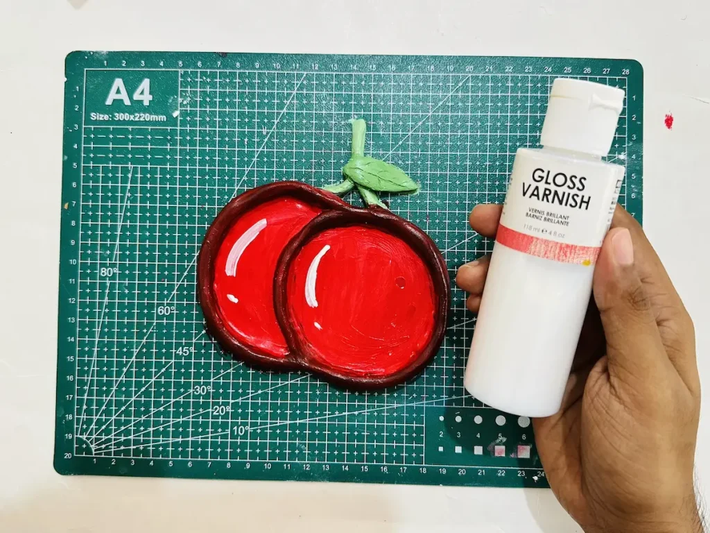 gloss varnish