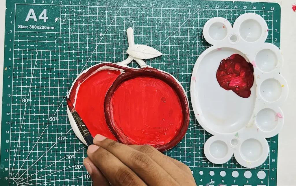 painting the tray rim