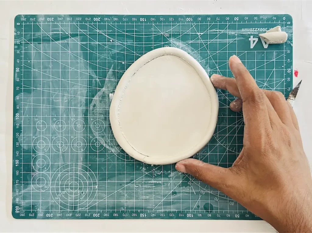 shaping the tray