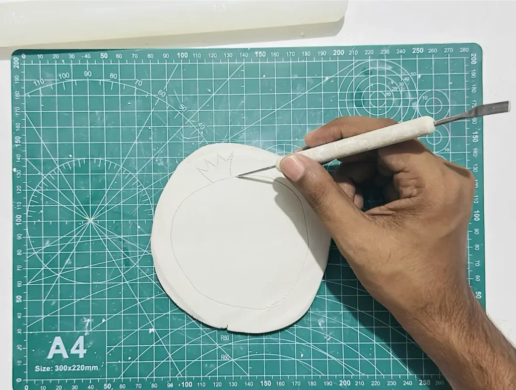 tracing the pomegranate shape