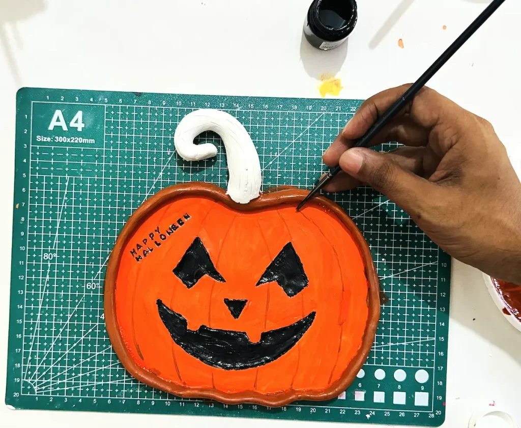 detailing the pumpkin texture