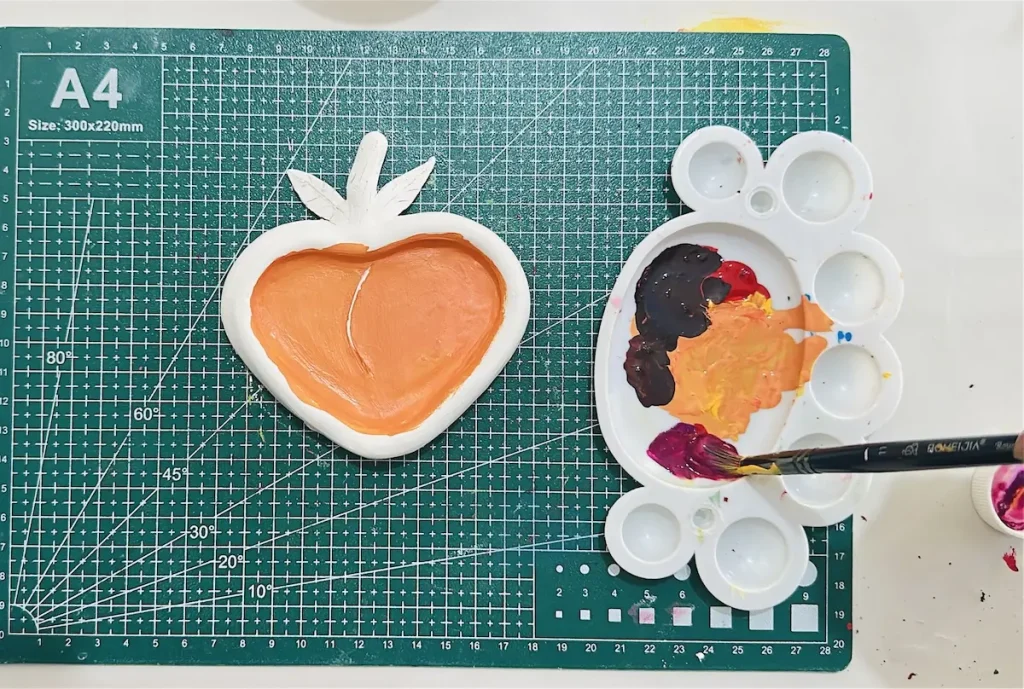 mixing acrylics for the tray rim