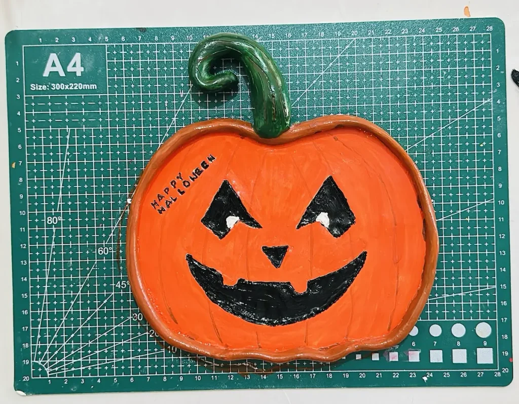 sealed pumpkin tray before drying