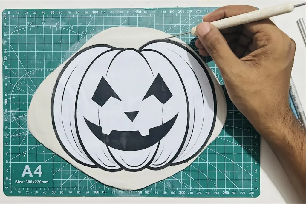 tracing the pumpkin shape